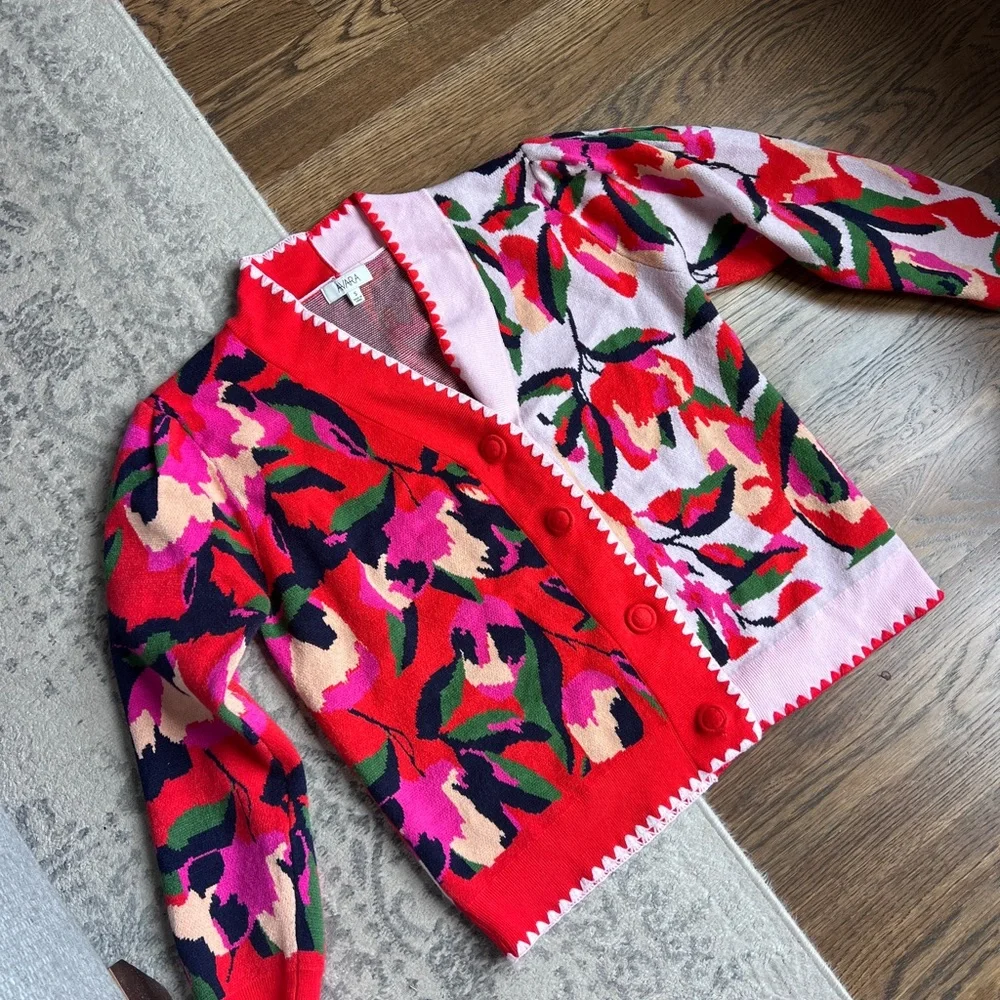 V-Neck Floral Colorblock Button Cardigan Sweater - Pink & Red